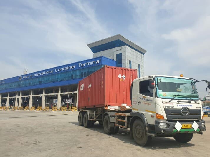 jasa derek mobil kartasura 24 jam - Dokumentasi Layanan Ekspedisi Cargo PT Trans Nusa Pasifik