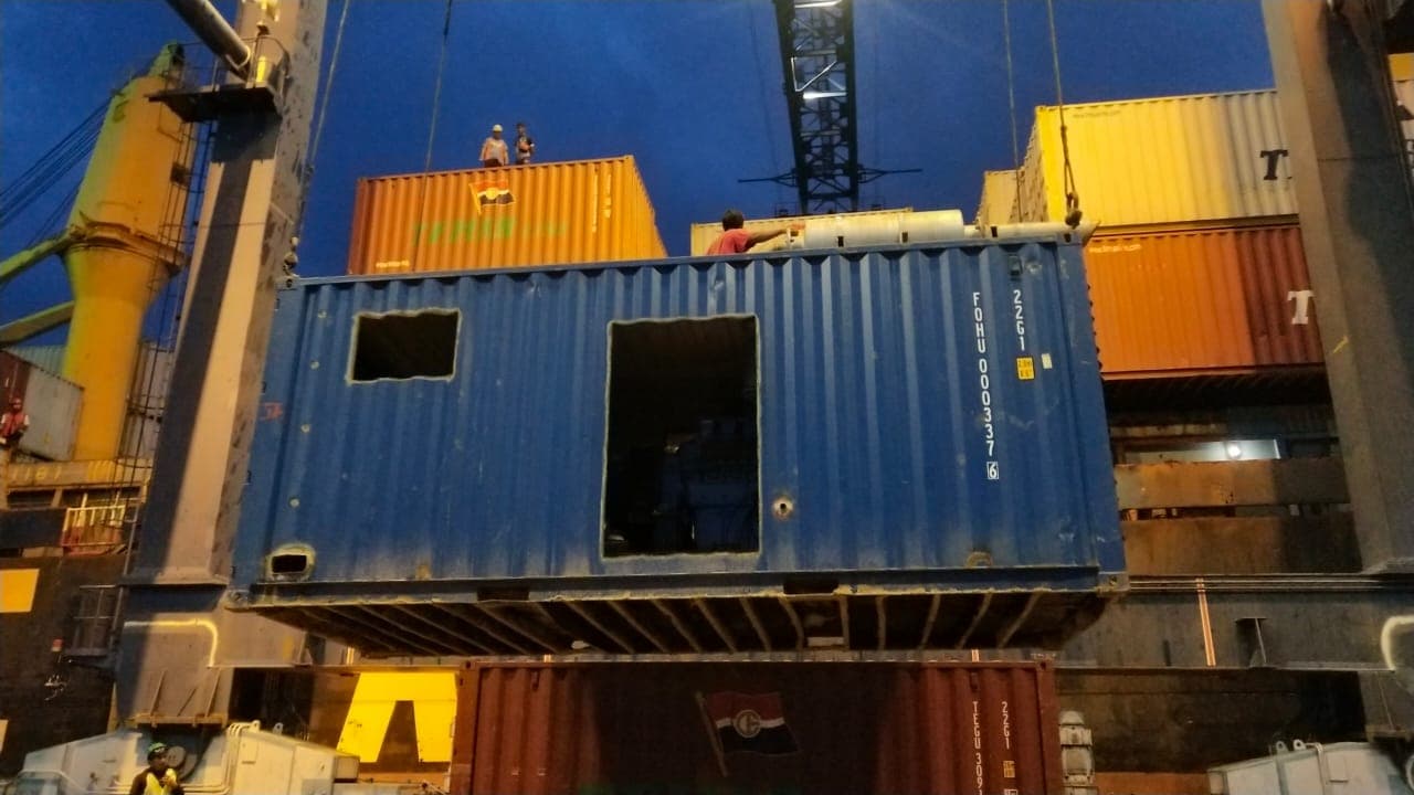 towing mobil solo barat layanan cepat - Dokumentasi Layanan Ekspedisi Cargo PT Trans Nusa Pasifik