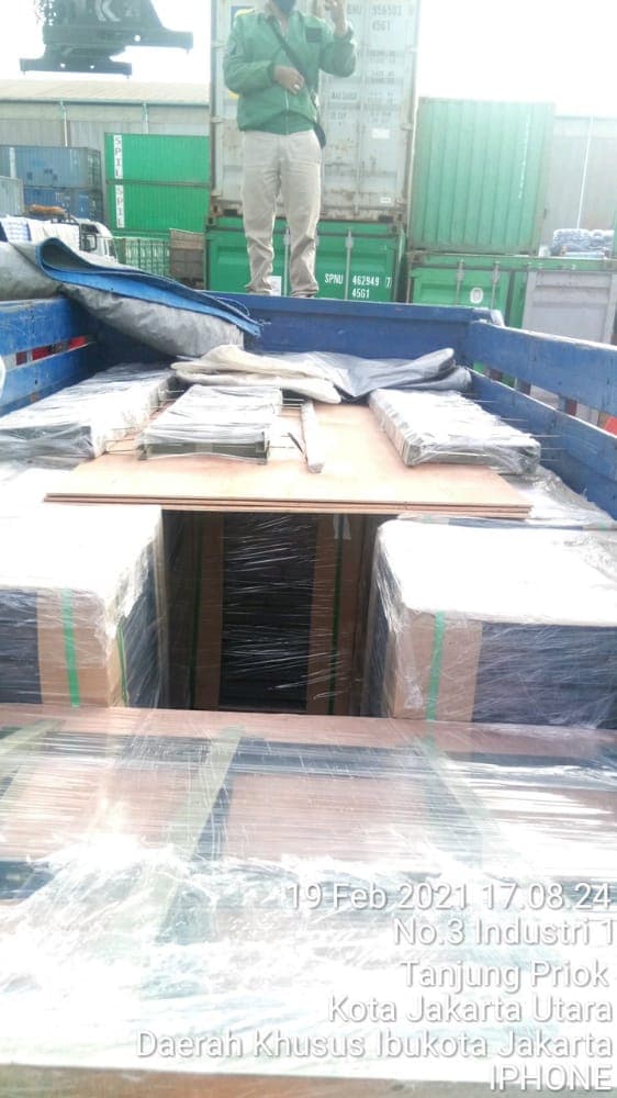 towing mobil mogok di jalan solo - Dokumentasi Layanan Ekspedisi Cargo PT Trans Nusa Pasifik