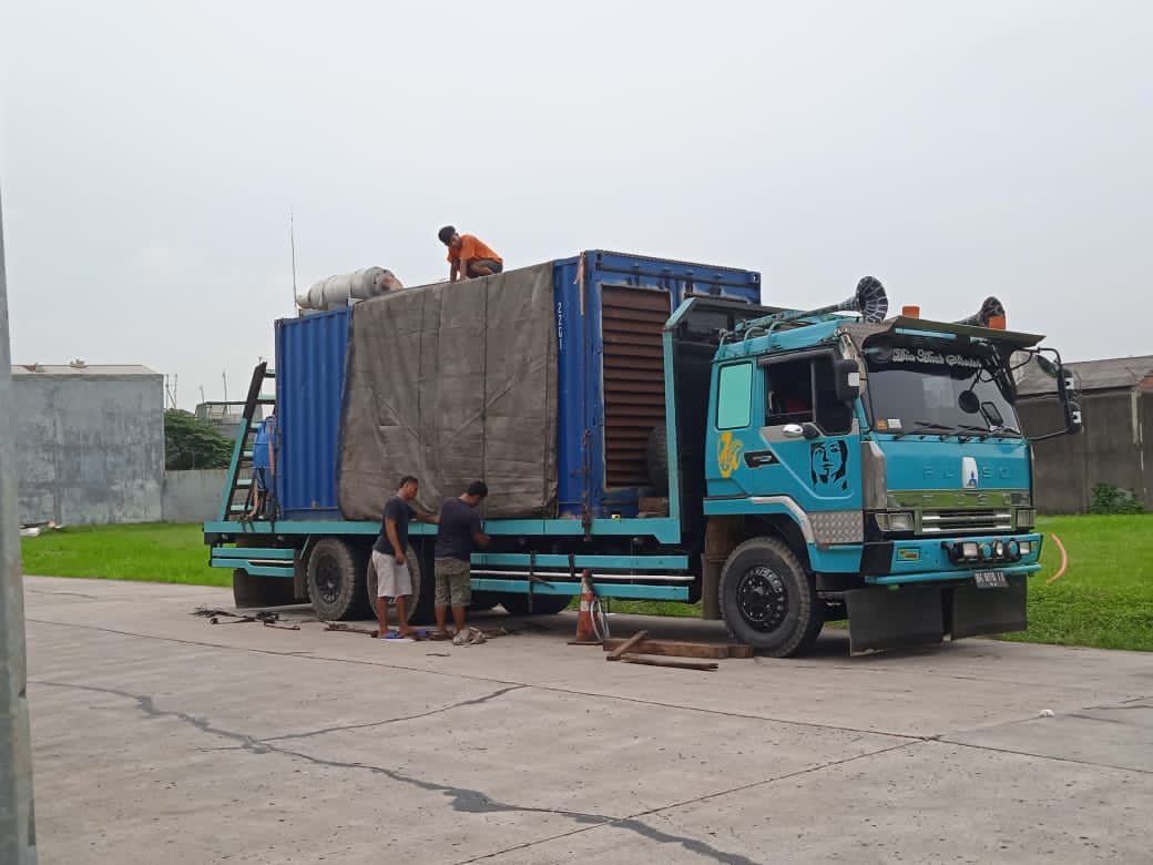 towing mobil rusak di solo raya - Dokumentasi Layanan Ekspedisi Cargo PT Trans Nusa Pasifik